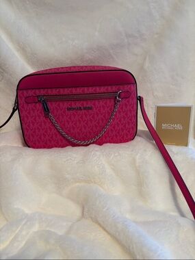 Michael Kors Hot Pink Signature Crossbody Bag